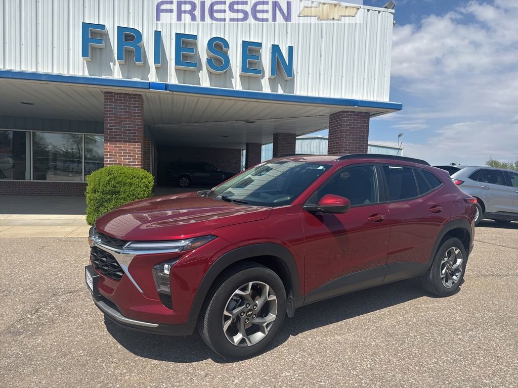 2024 Chevrolet Trax LT's photo