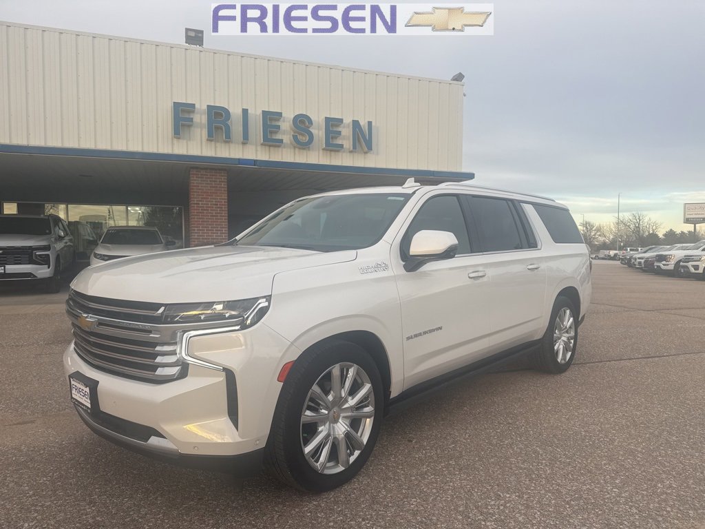 2023 Chevrolet Suburban High Country's photo