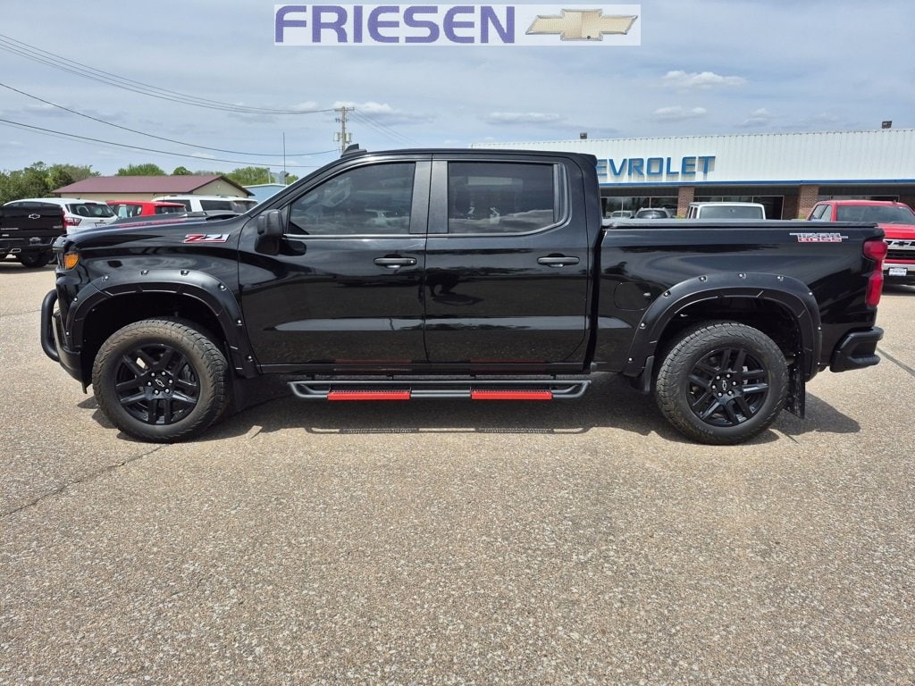 Used 2021 Chevrolet Silverado 1500 Custom Trail Boss with VIN 1GCPYCEF3MZ325040 for sale in Sutton, NE