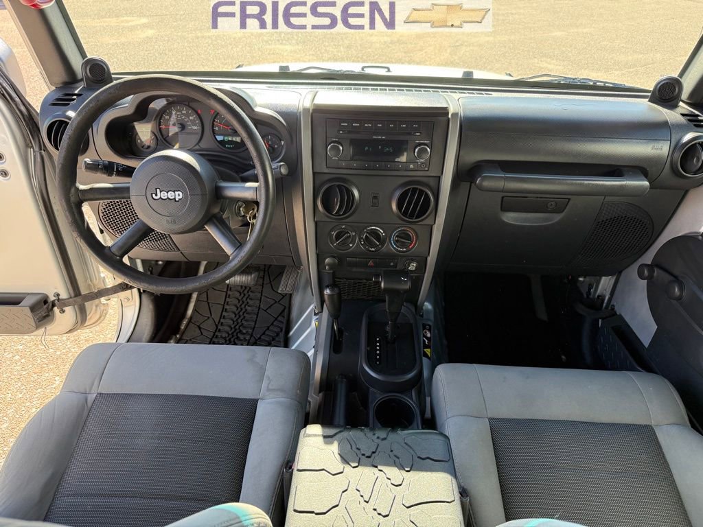 2009 Jeep Wrangler Unlimited X - Photo 12