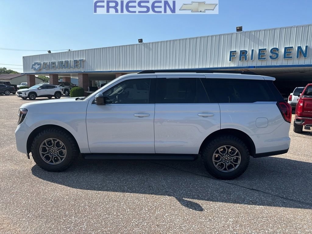 Used 2025 Ford Expedition Active