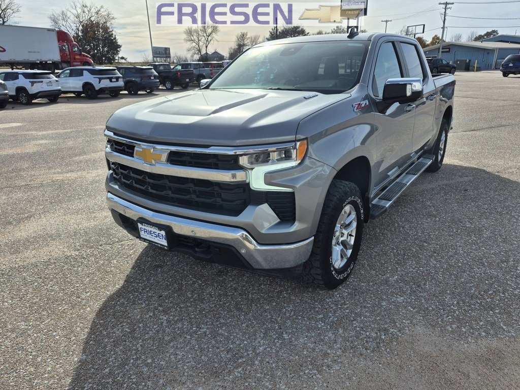 Used 2024 Chevrolet Silverado 1500 LT Truck