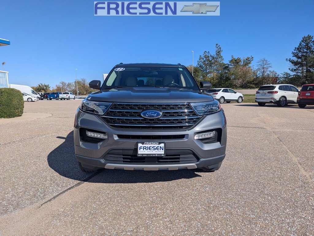 2022 Ford Explorer XLT photo 2