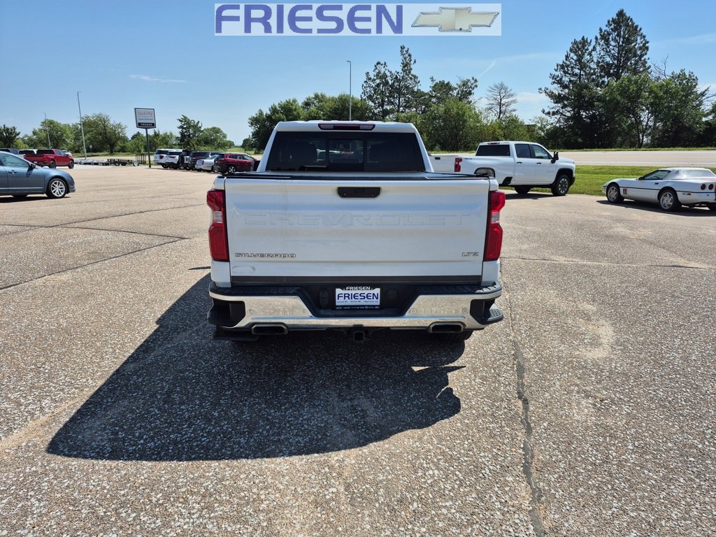 2020 Chevrolet Silverado 1500 LTZ photo 3