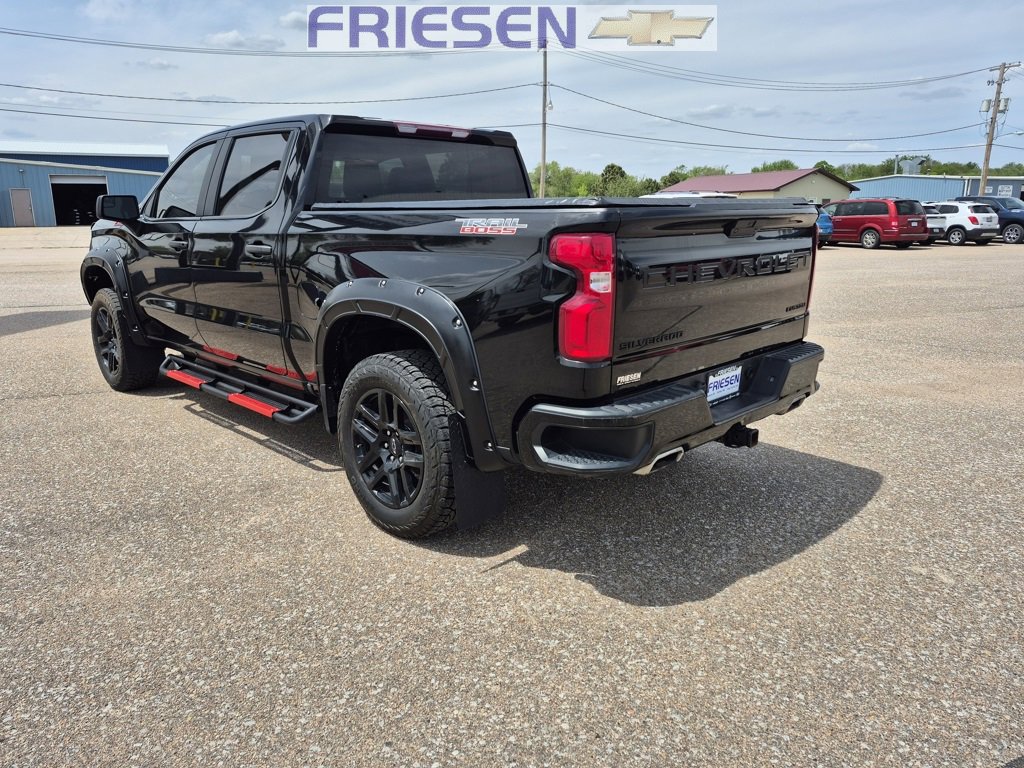 2021 Chevrolet Silverado 1500 Custom Trail Boss photo 3