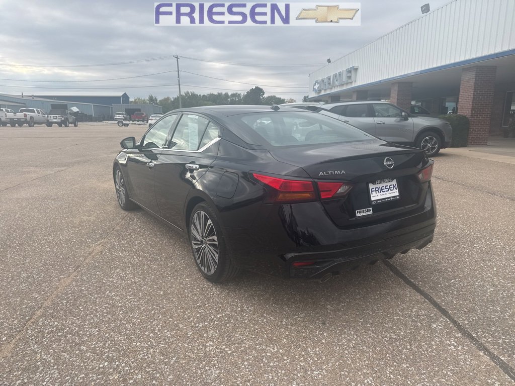 2023 Nissan Altima 2.5 SL photo 2