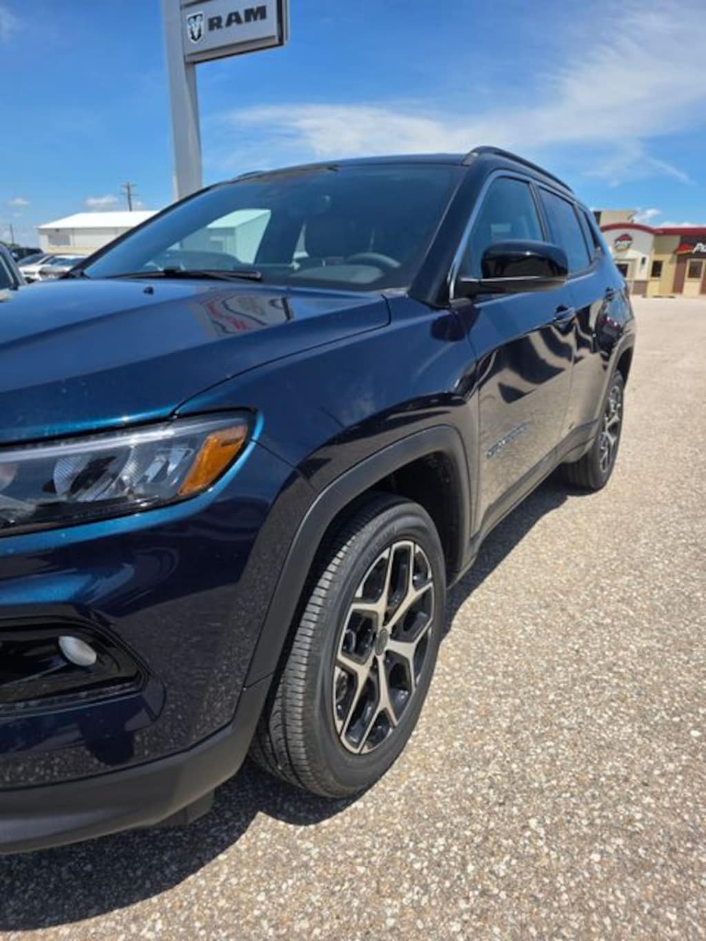 New 2026 Jeep Compass LIMITED 4X4 Sport Utility