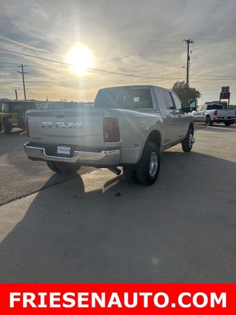 2026 RAM 3500 Laramie - Photo 6