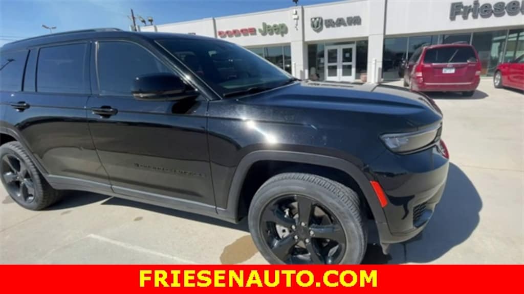 Used 2023 Jeep Grand Cherokee L Laredo SUV