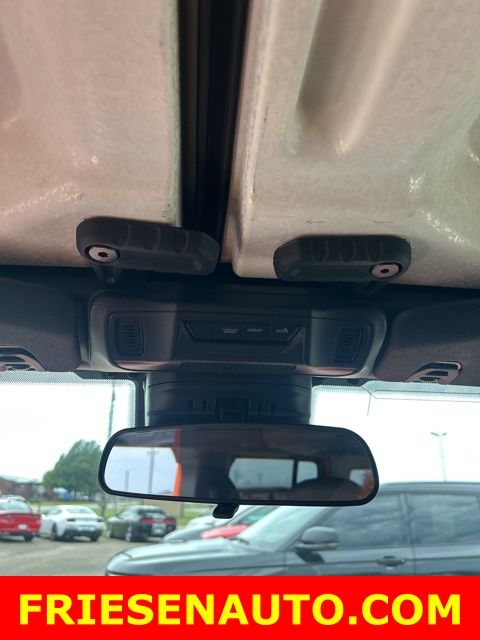2025 Jeep Wrangler 4-Door Sahara - Photo 16
