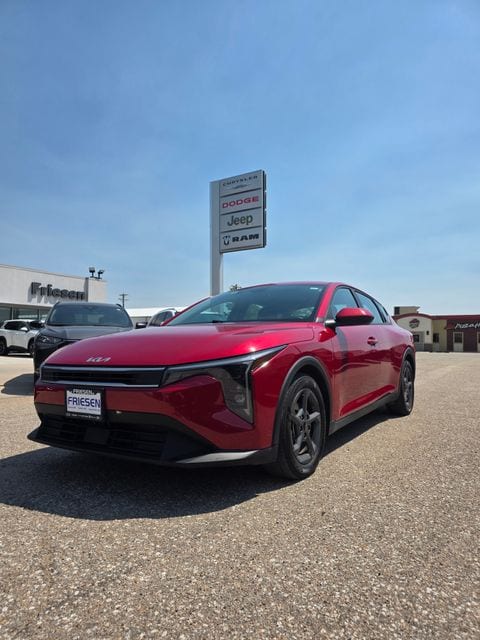 2025 Kia K4 LXS AT's photo