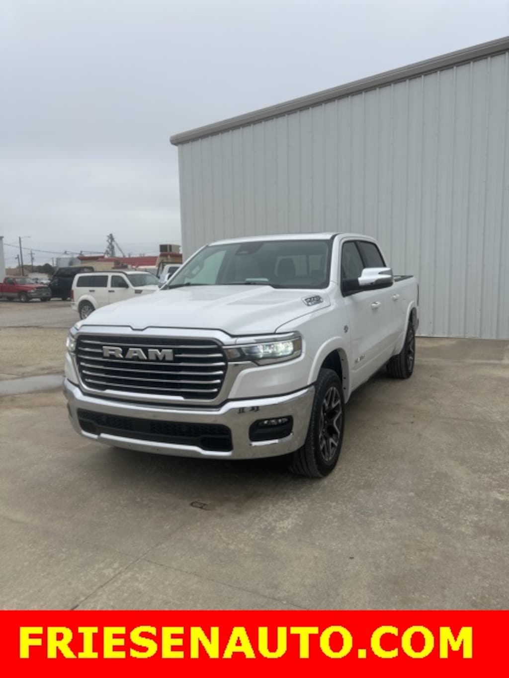 New 2026 Ram 1500 LARAMIE CREW CAB 4X4 5'7 BOX Pickup