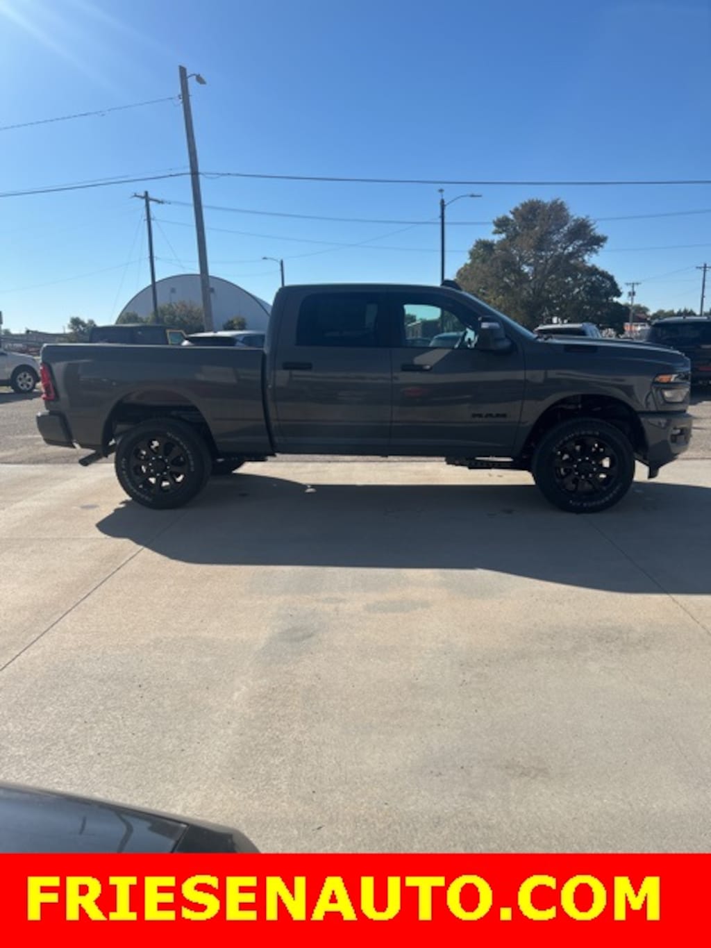 New 2026 Ram 2500 BIG HORN CREW CAB 4X4 6'4 BOX Pickup