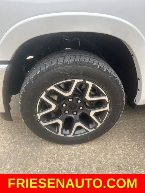 2026 RAM 1500 Laramie - Photo 30