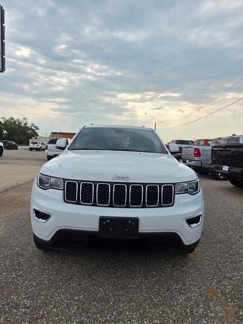 Used 2020 Jeep Grand Cherokee Laredo E with VIN 1C4RJFAG2LC159432 for sale in Clay Center, KS