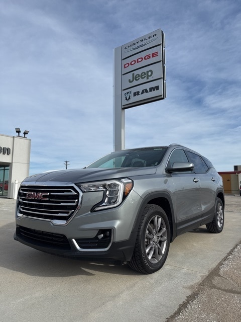 2024 GMC Terrain SLT's photo