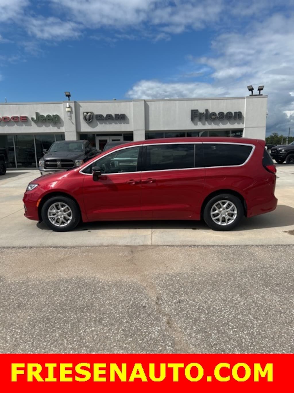 New 2025 Chrysler Pacifica SELECT Passenger Van