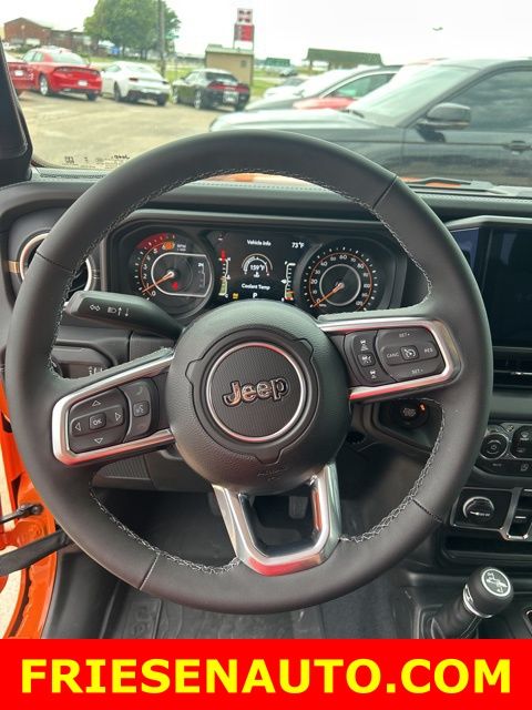 2025 Jeep Wrangler 4-Door Sahara - Photo 13
