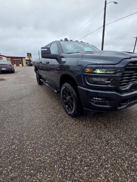 New 2026 Ram 2500 BLACK EXPRESS CREW CAB 4X4 6'4 BOX Pickup