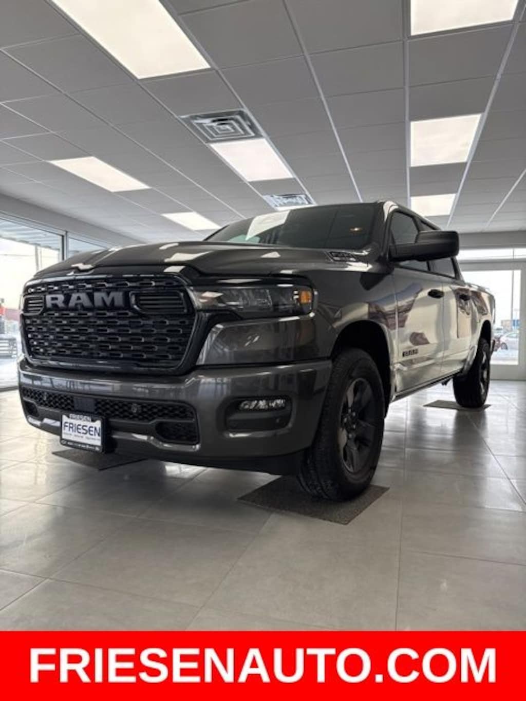 New 2025 Ram 1500 TRADESMAN CREW CAB 4X4 5'7 BOX Pickup
