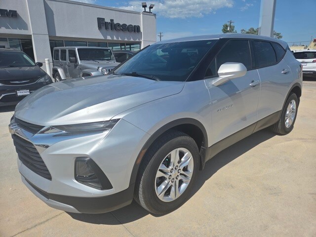 2022 Chevrolet Blazer 2LT photo 2