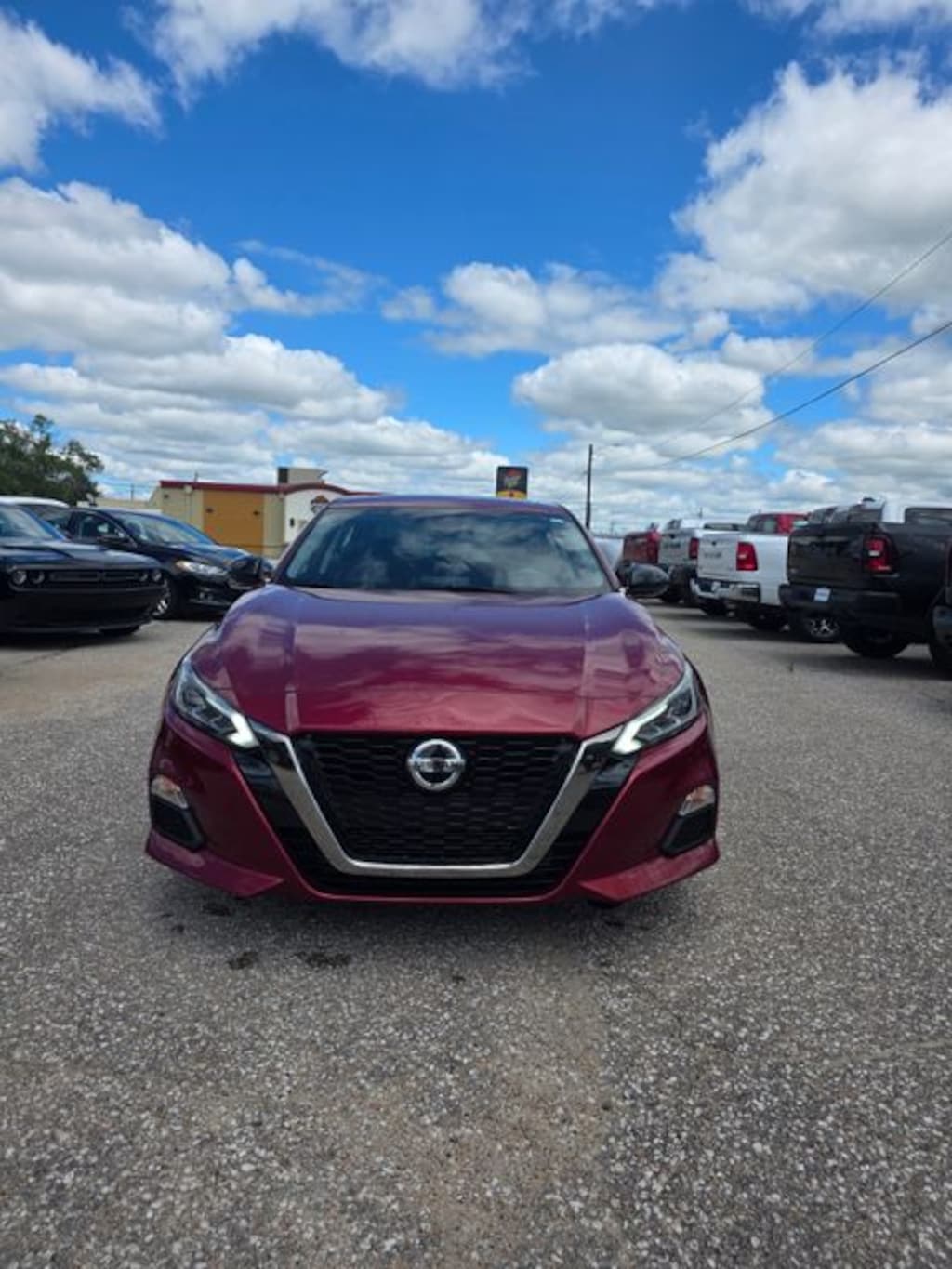 Used 2020 Nissan Altima 2.0 SR Sedan