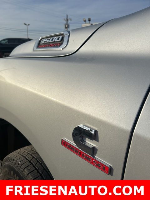 2026 RAM 3500 Laramie - Photo 12