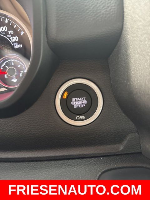 2025 RAM 1500 Tradesman - Photo 16