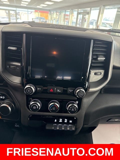 2025 RAM 1500 Tradesman - Photo 14