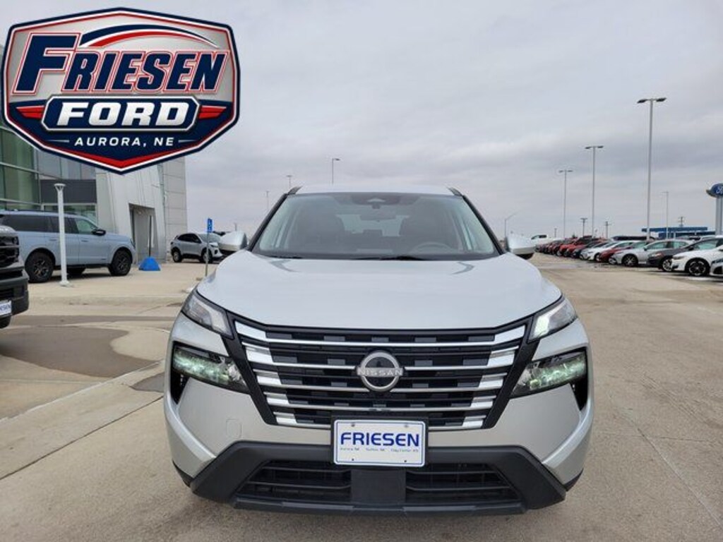 Used 2024 Nissan Rogue SV SUV