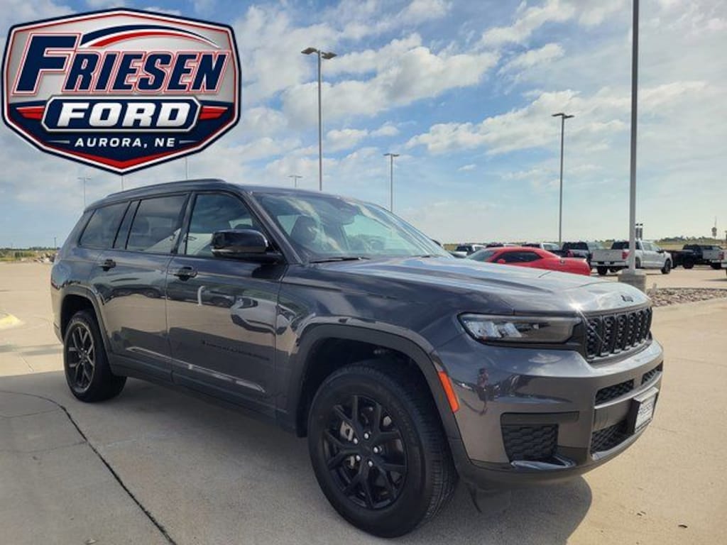 Used 2024 Jeep Grand Cherokee L Laredo SUV