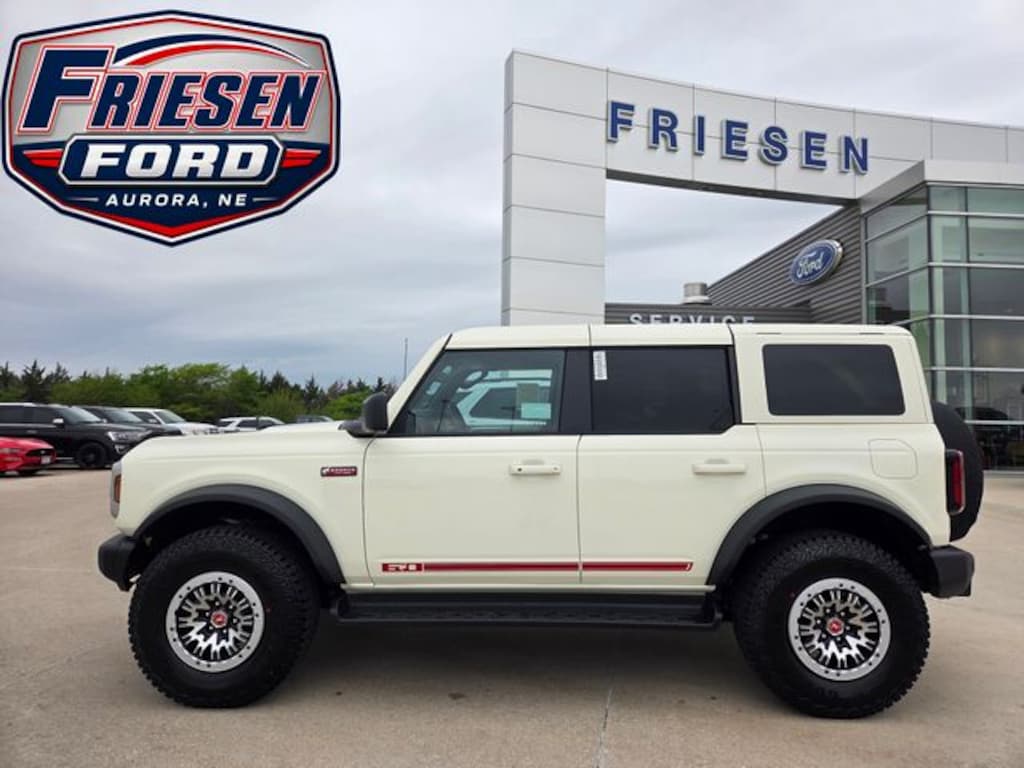 New 2026 Ford Bronco Outer Banks SUV