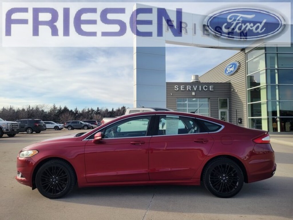 Used 2016 Ford Fusion SE Sedan