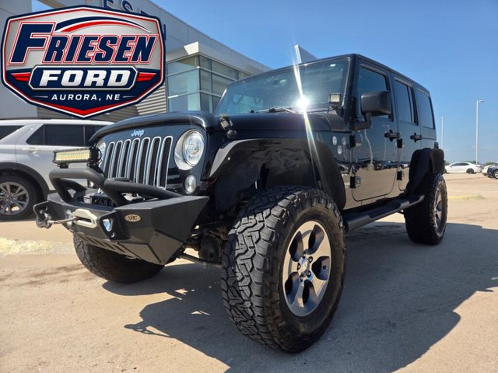 Used 2018 Jeep Wrangler JK Unlimited Sahara 4x4 SUV