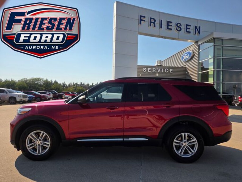 Used 2024 Ford Explorer XLT SUV
