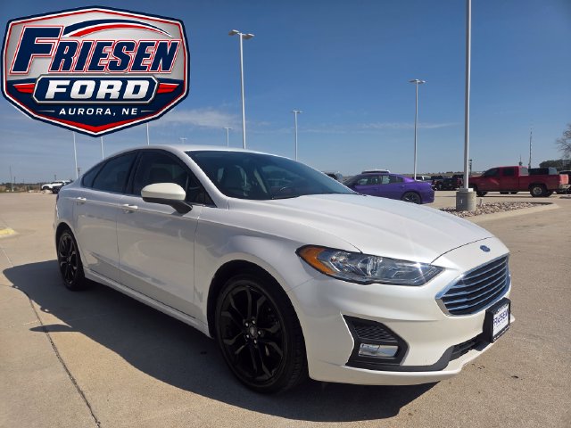 Used 2019 Ford Fusion SE Sedan