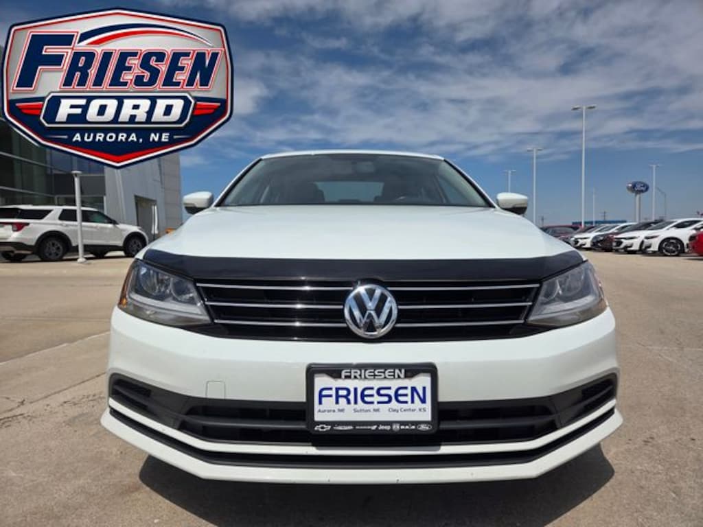 Used 2017 Volkswagen Jetta 1.4T SE Sedan