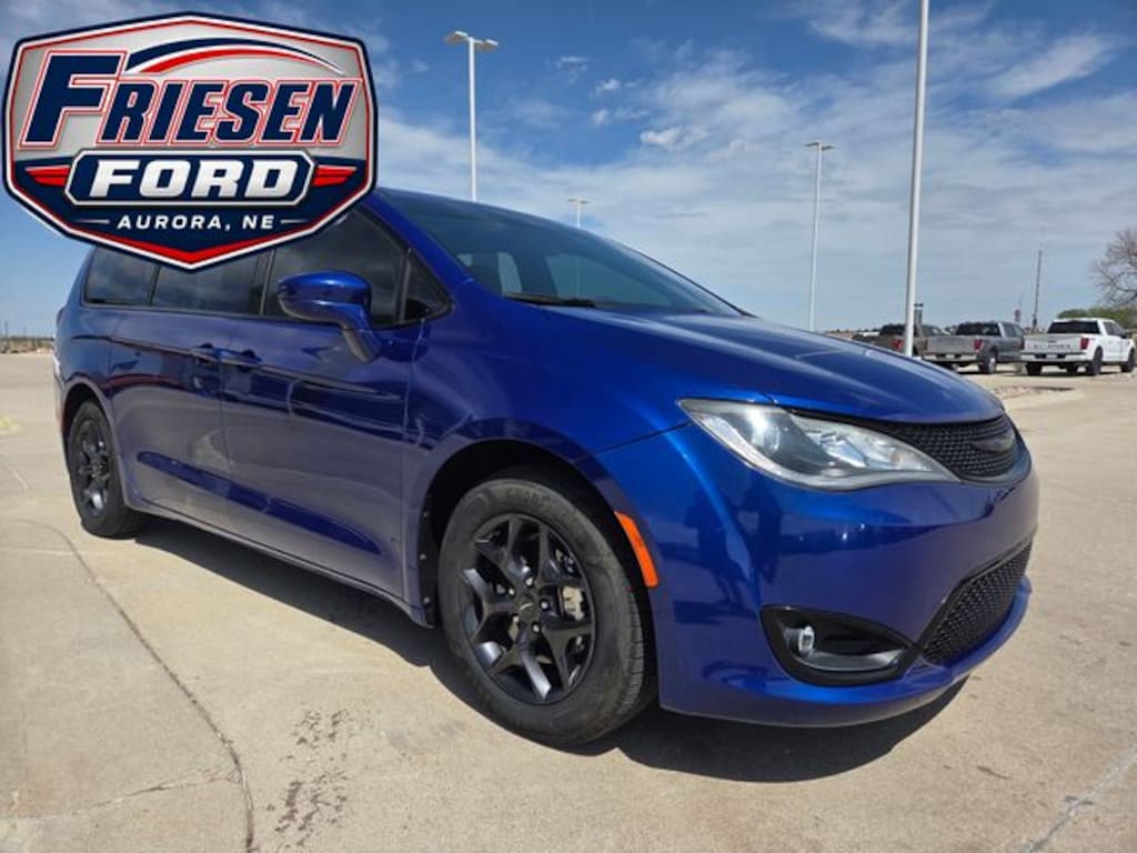 Used 2018 Chrysler Pacifica Touring Plus Van