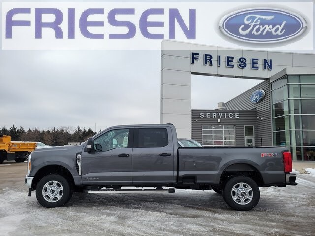 2026 Ford F-350 XLT photo 3