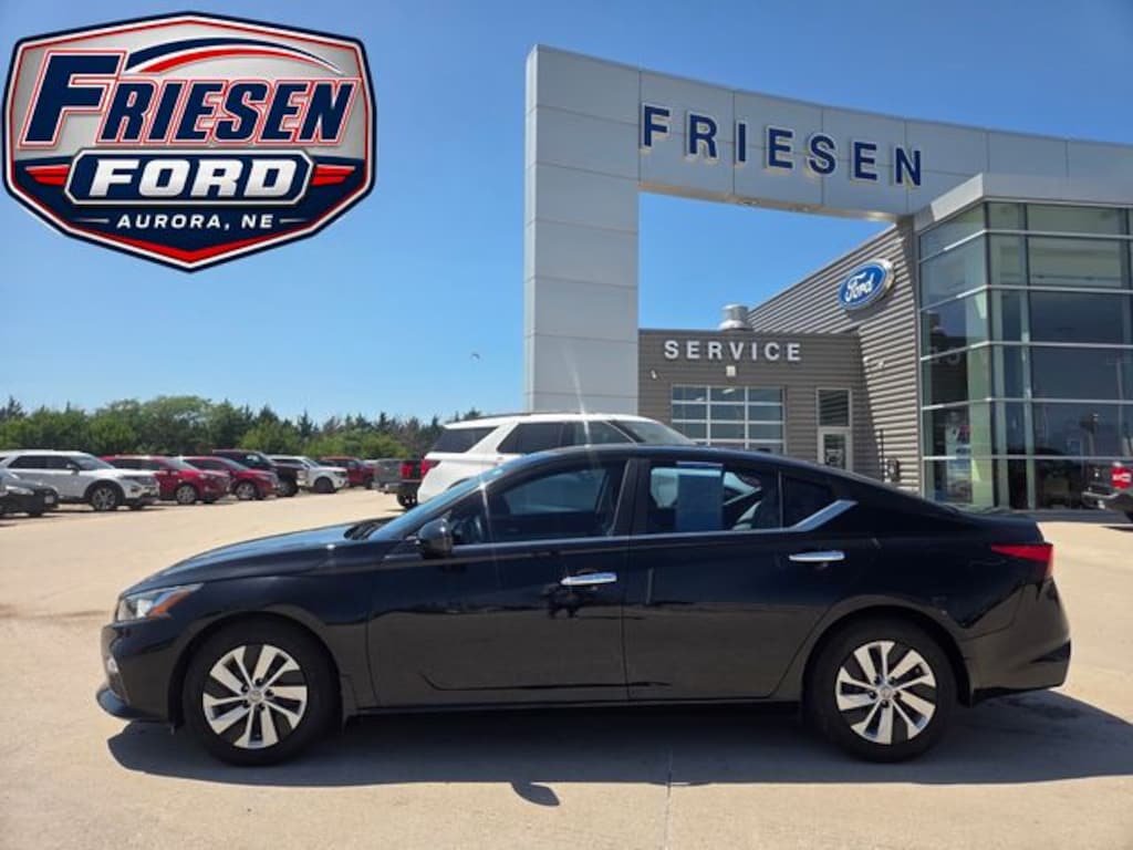 Used 2019 Nissan Altima 2.5 S Sedan
