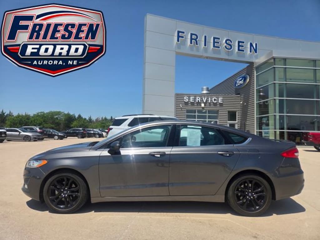 Used 2020 Ford Fusion SE Sedan