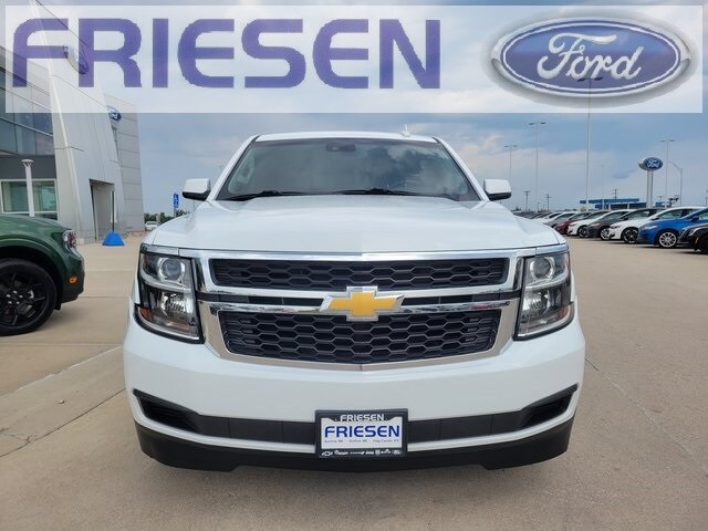 2019 Chevrolet Tahoe LT photo 2