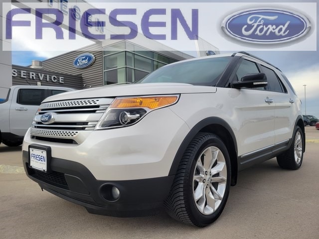 2015 Ford Explorer XLT's photo