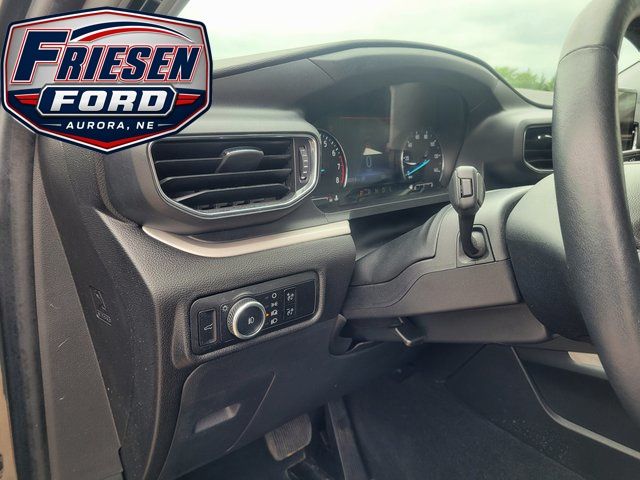 2023 Ford Explorer XLT - Photo 13