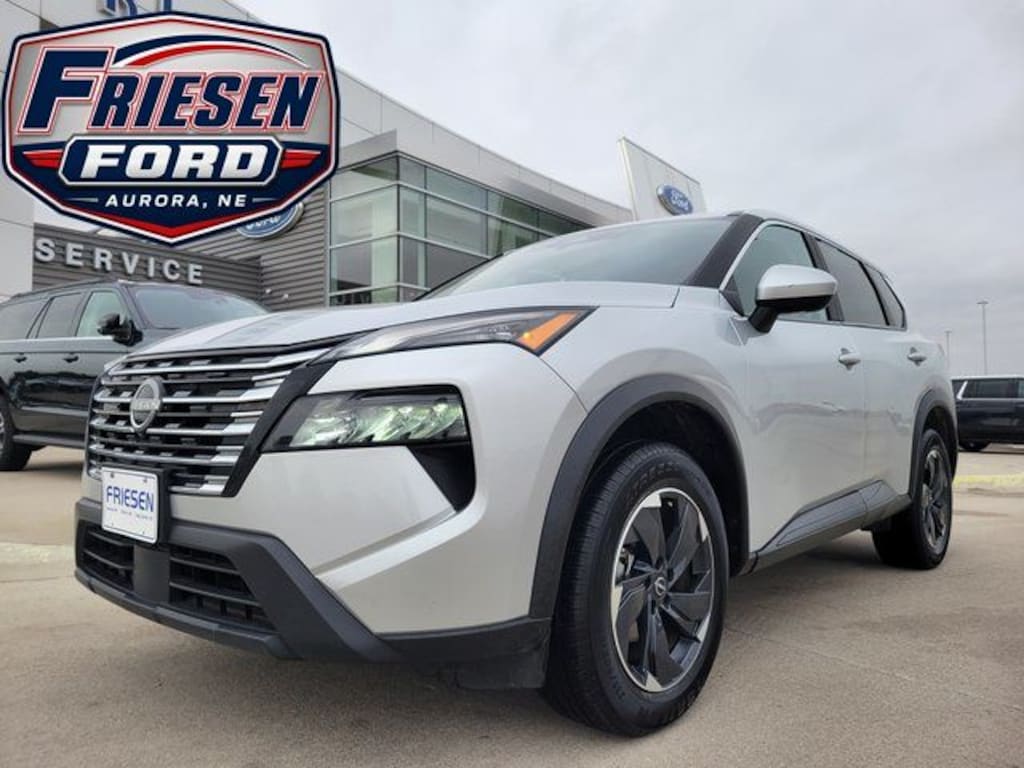 Used 2024 Nissan Rogue SV SUV