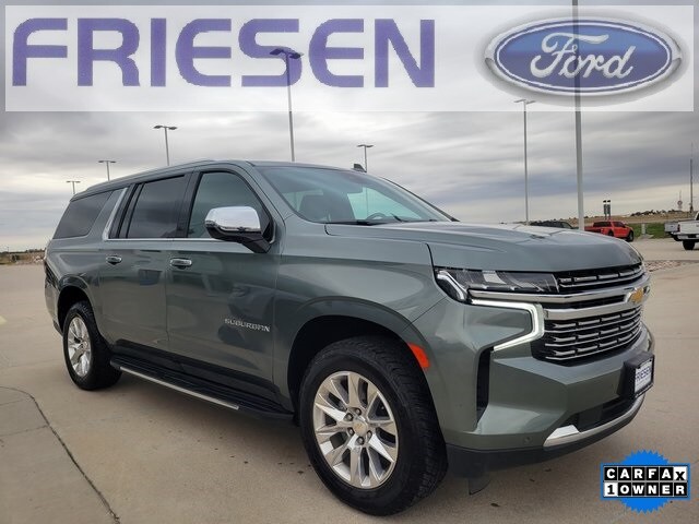 2023 Chevrolet Suburban Premier photo 2