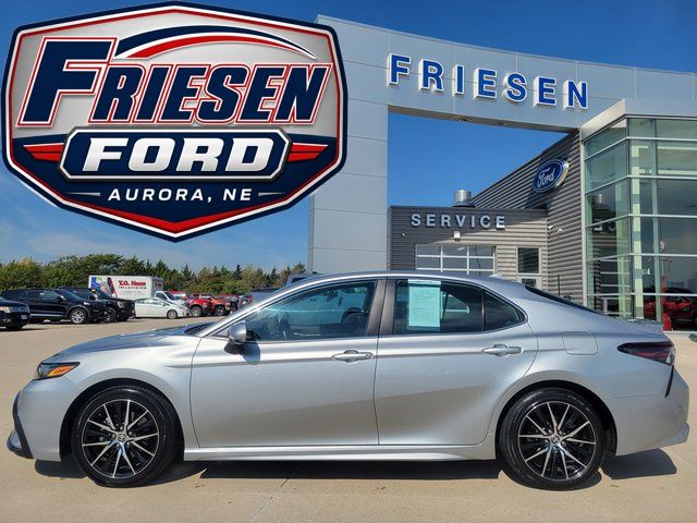 2024 Toyota Camry SE - Photo 5