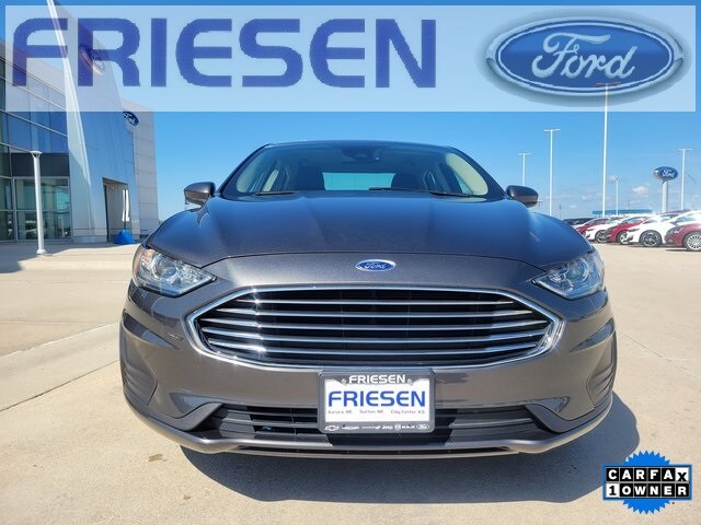 2019 Ford Fusion SE photo 2