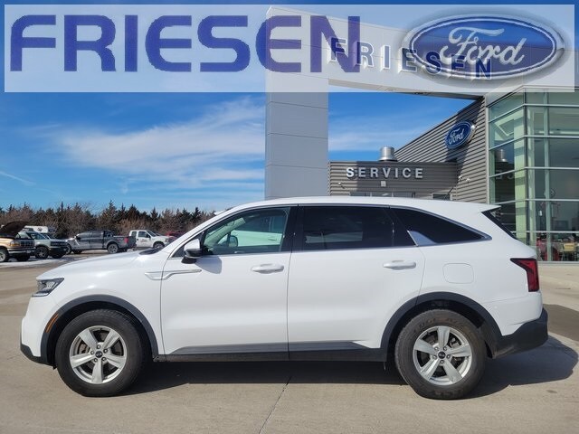 2021 Kia Sorento LX photo 4