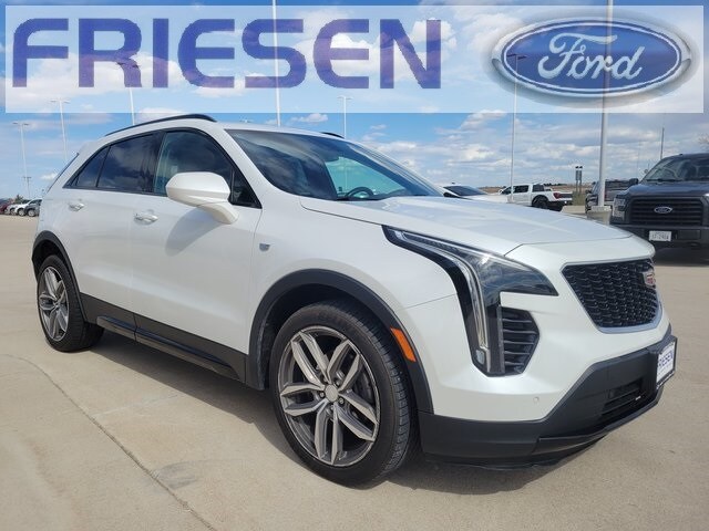 2019 Cadillac XT4 Sport photo 3